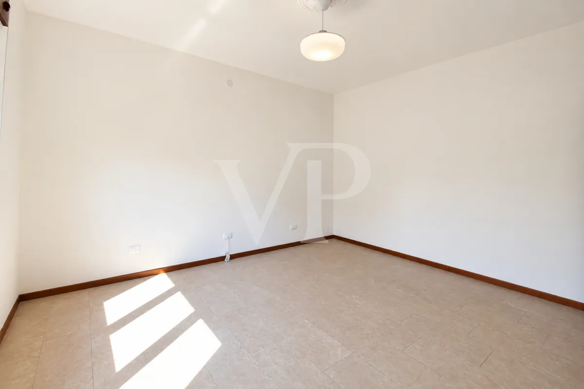 Spacious, renovated three-bedroom apartment—1st floor, no elevator