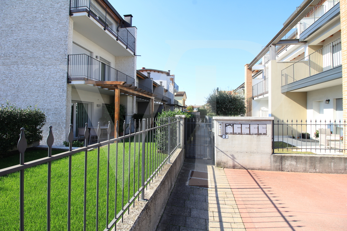 Gran vivienda central en planta baja