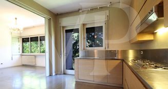 von_poll_real_estate_property_IT20355384_image_0