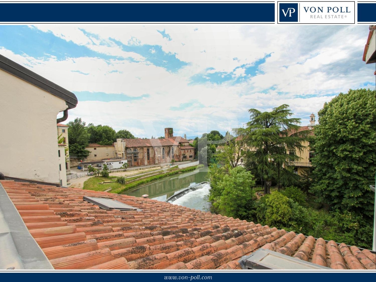 Old town penthouse overlooking the river