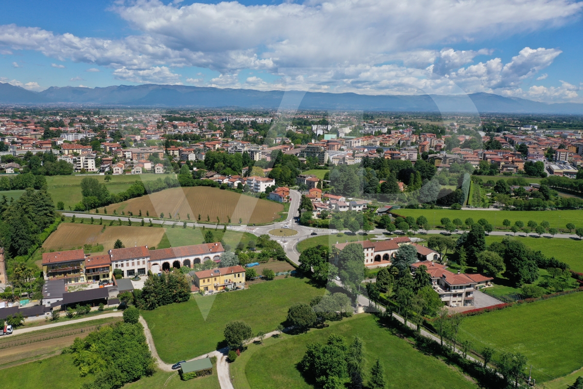 Portion of farmhouse of 1700 to be renovated