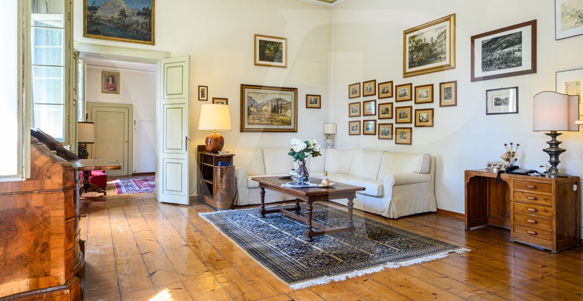 Venetian villa from the 16th century
at the foot of the castle of Asolo