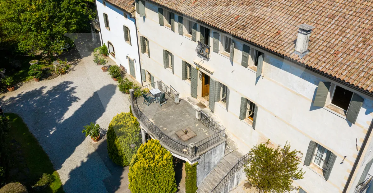 Villa vénitienne du 16e siècle
au pied du château d'Asolo