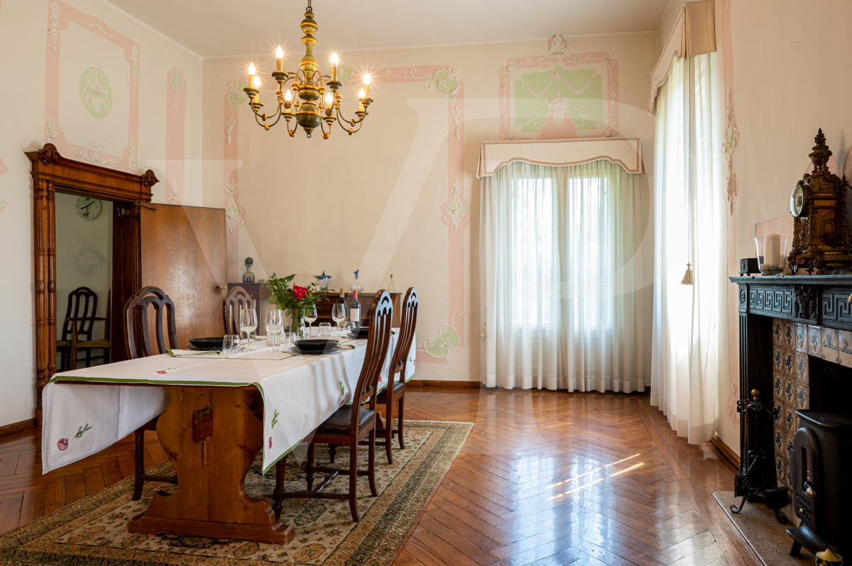 Venetian villa from the 16th century
at the foot of the castle of Asolo