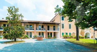von_poll_real_estate_property_IT18355045_image_0