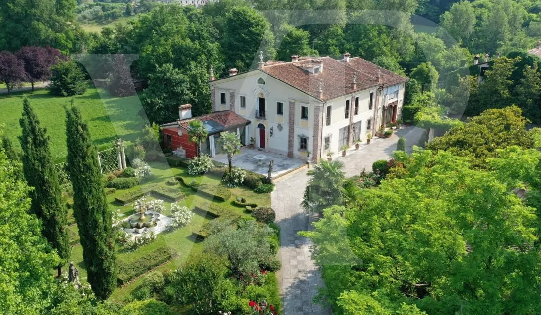 Das edle "Jagdhaus" der Familie Dotto -
Wohnen mit dem Komfort einer venezianischen Villa