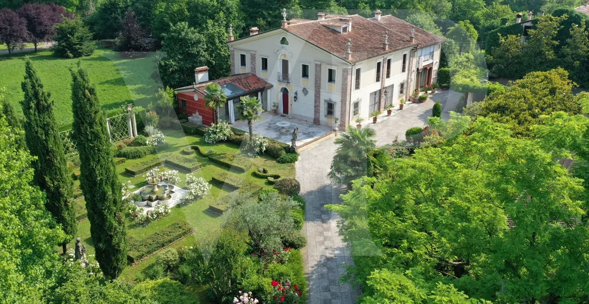 Das edle "Jagdhaus" der Familie Dotto -
Wohnen mit dem Komfort einer venezianischen Villa