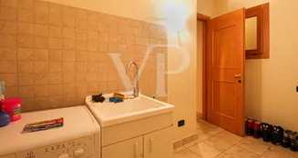 von_poll_real_estate_property_IT21355663_image_27