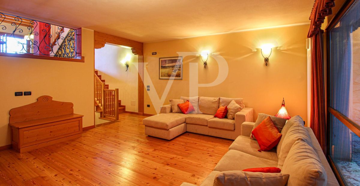 Chalet - Multi-family house with panoramic views
a stone's throw from the center of Asiago