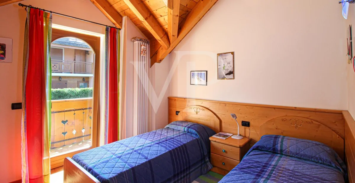 Chalet - Multi-family house with panoramic views
a stone's throw from the center of Asiago