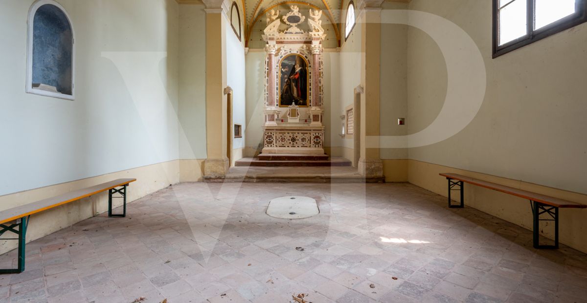 Impressive historic villa from the 1600s