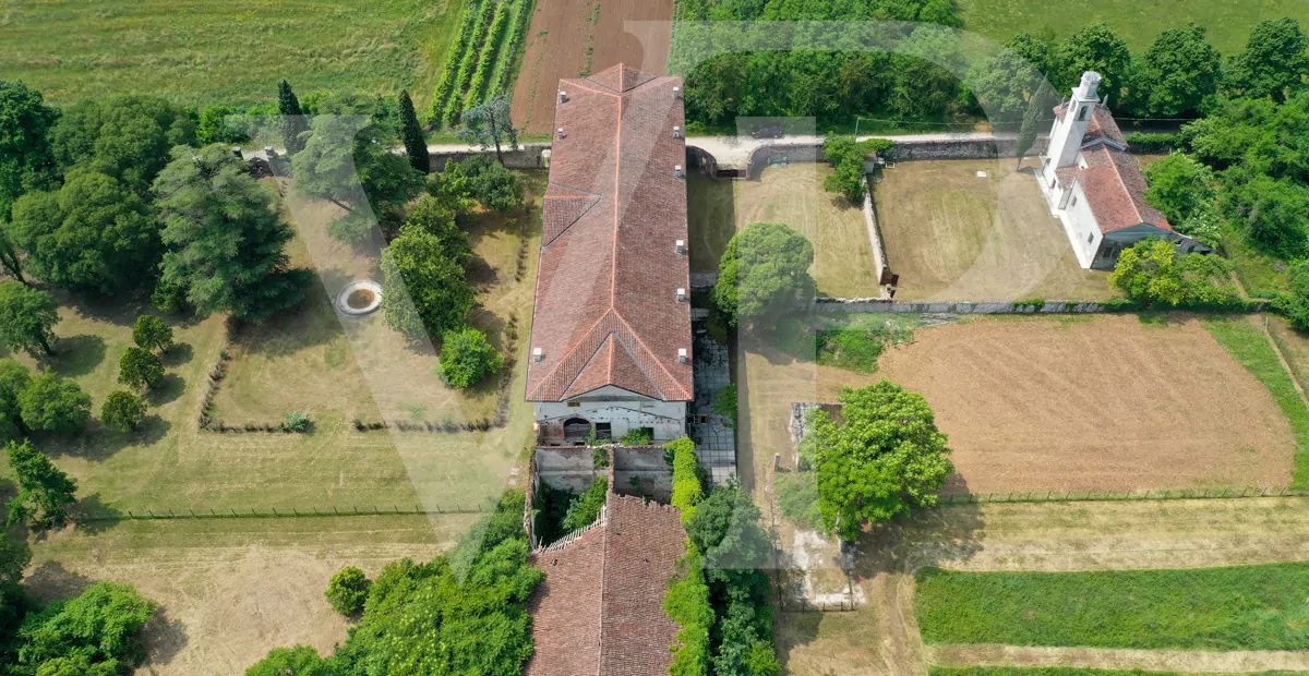 Impresionante villa del siglo XVII