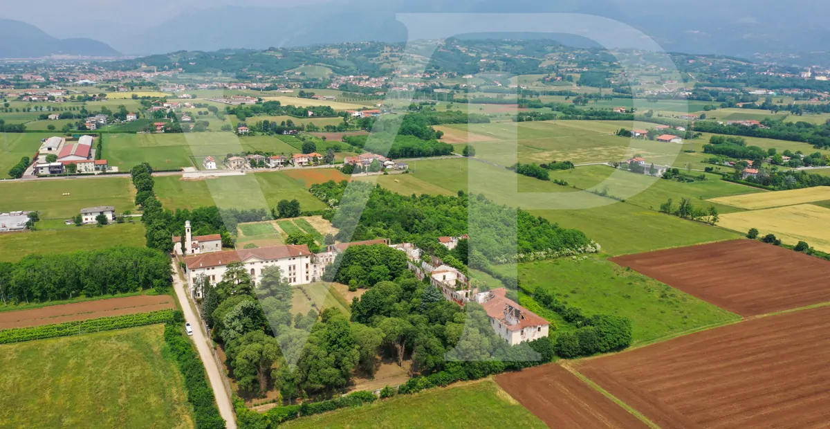 Impresionante villa del siglo XVII