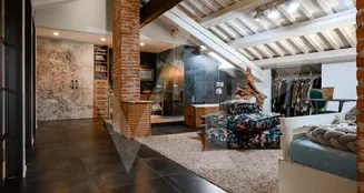 von_poll_real_estate_property_IT21355770_image_32