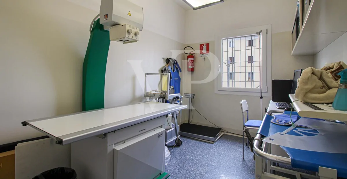 Entire office building
high visibility