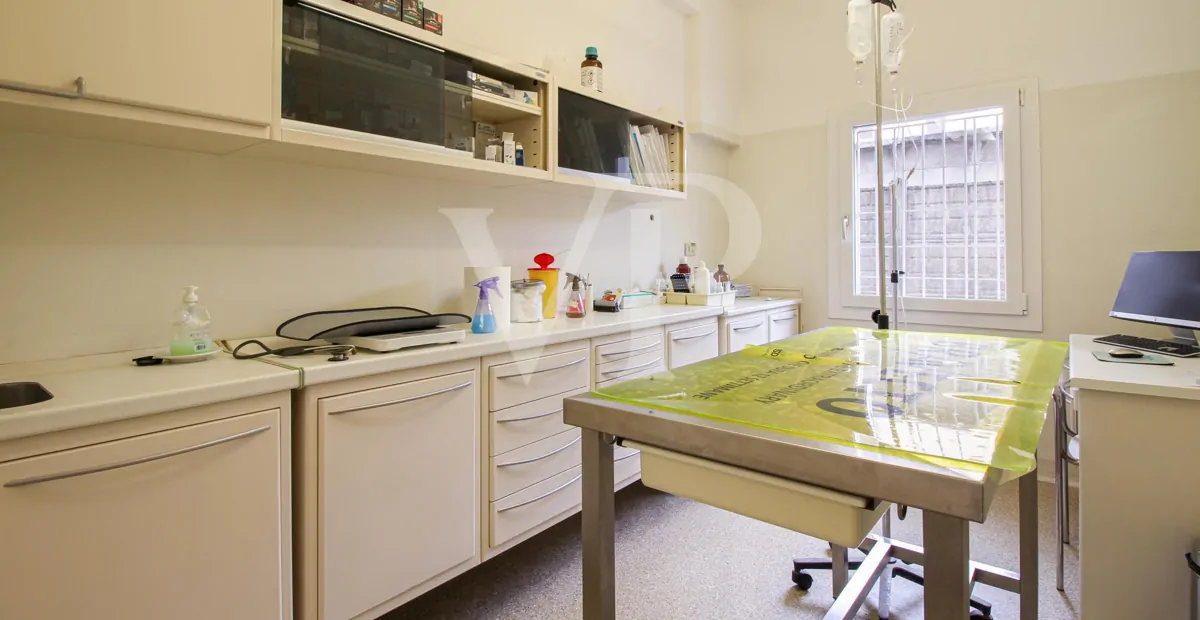 Entire office building
high visibility