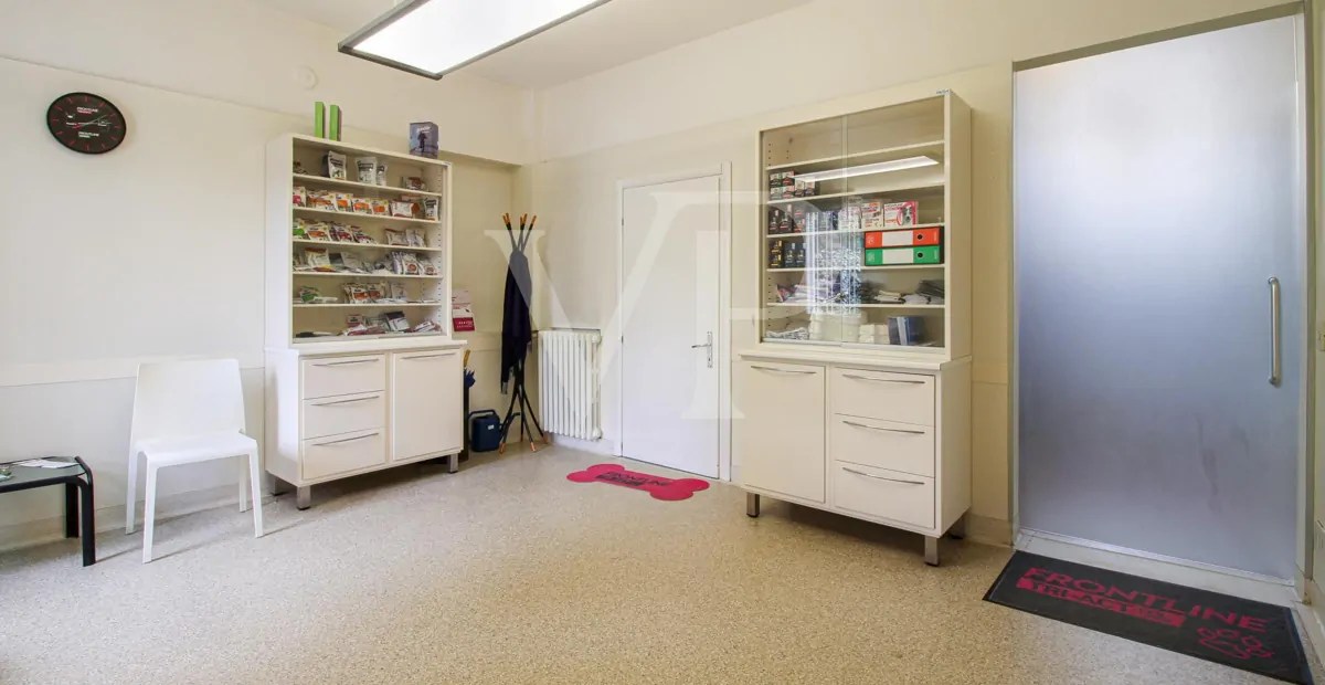 Entire office building
high visibility