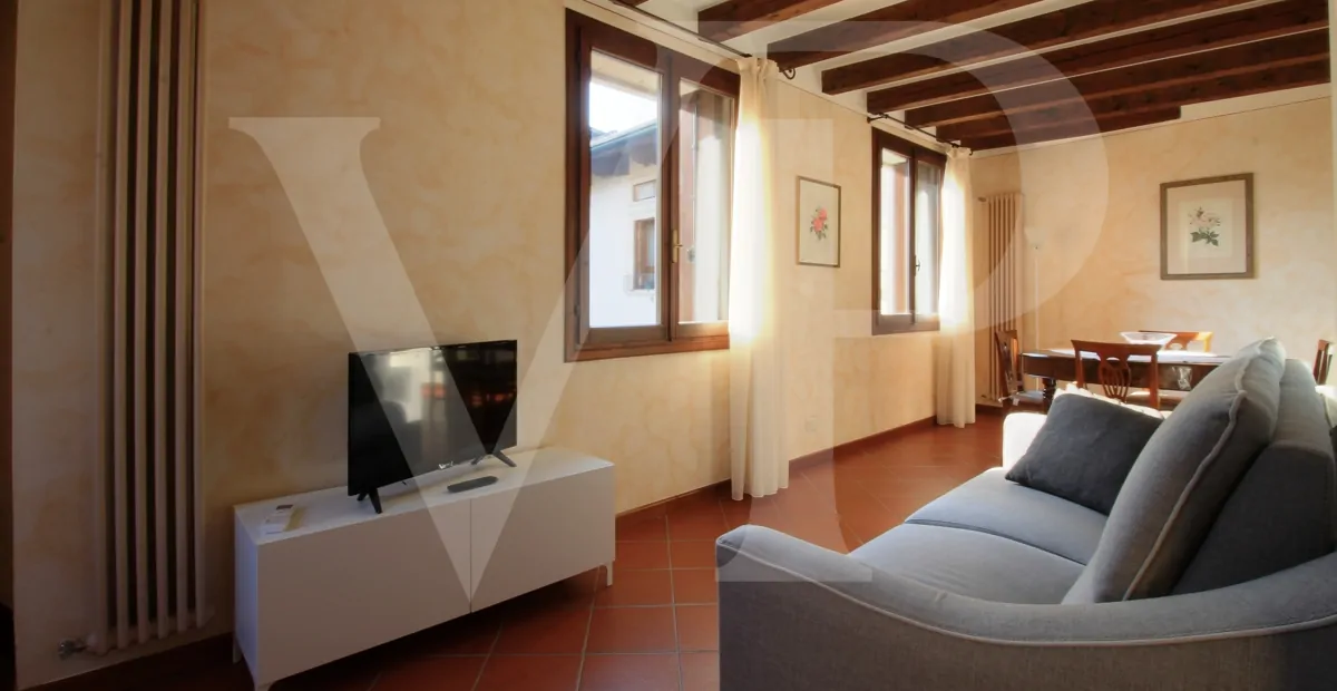 Elegante voll möblierte Wohnung - Historisches Zentrum