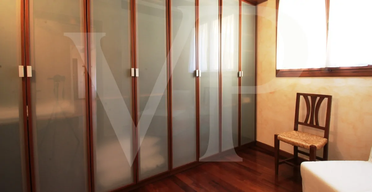 Elegante voll möblierte Wohnung - Historisches Zentrum