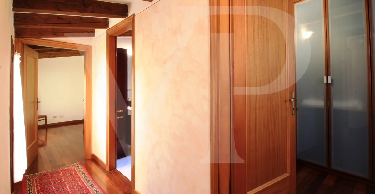 Elegante voll möblierte Wohnung - Historisches Zentrum