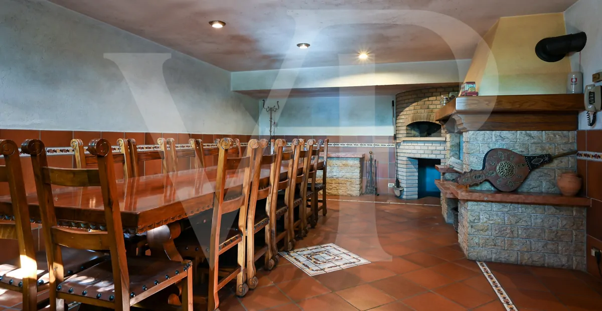 Importante villa con parque bien conservado