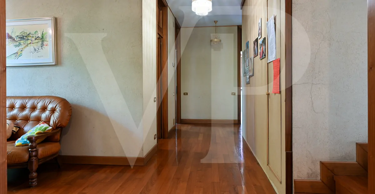 Importante villa con parque bien conservado