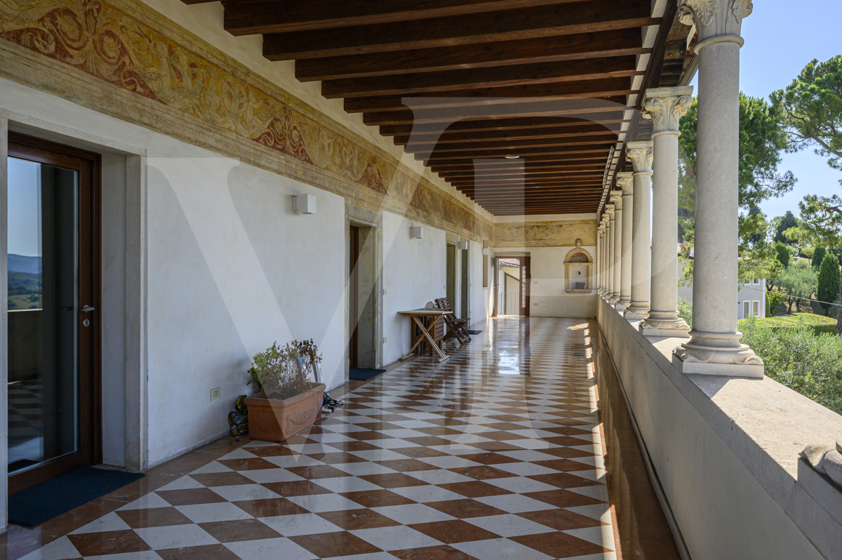 Maison charmante et exclusive au rez-de-chaussée de la Loggia Valmarana.