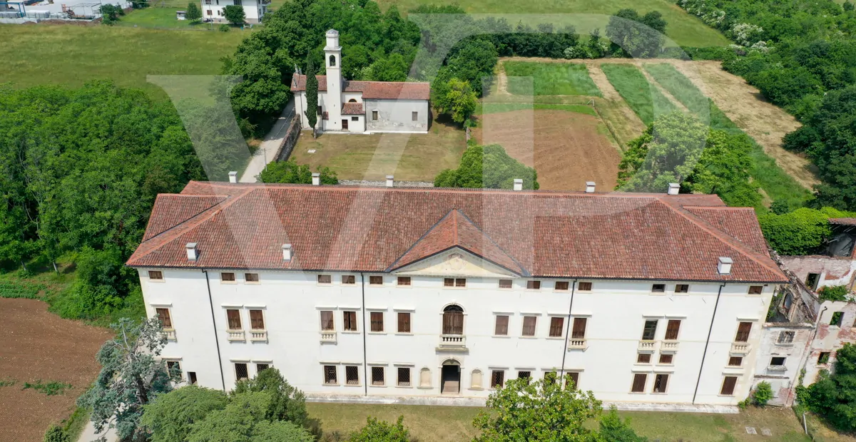 Beeindruckende Villa aus dem 17.