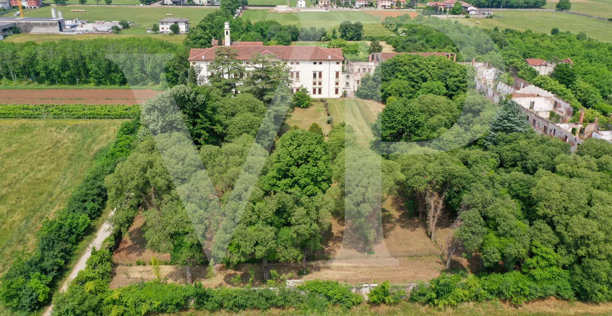 Beeindruckende Villa aus dem 17.