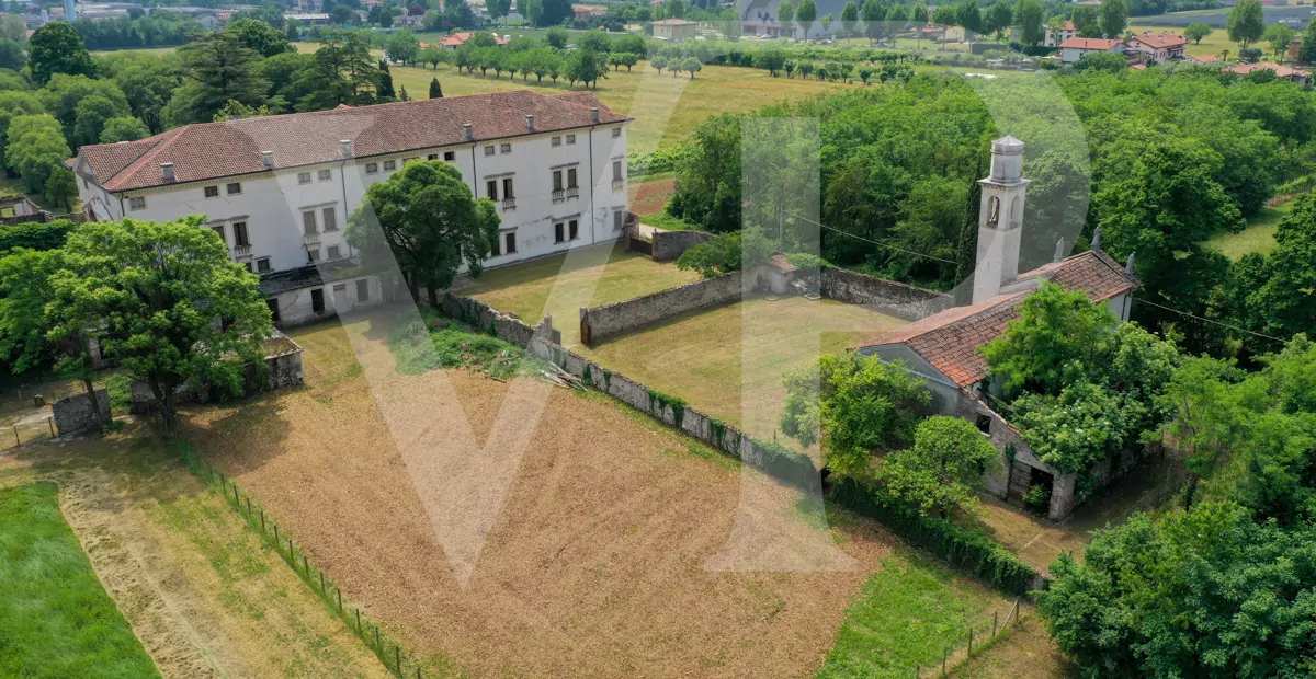 Beeindruckende Villa aus dem 17.