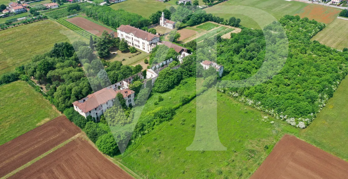 Beeindruckende Villa aus dem 17.