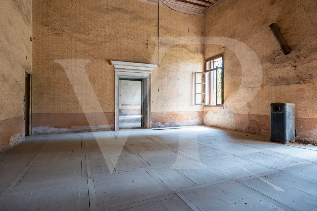 Impressive historic villa from the 1600s