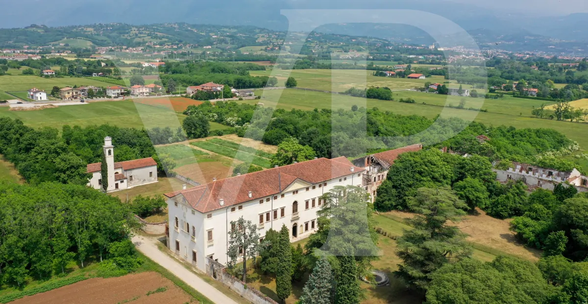 Beeindruckende Villa aus dem 17.