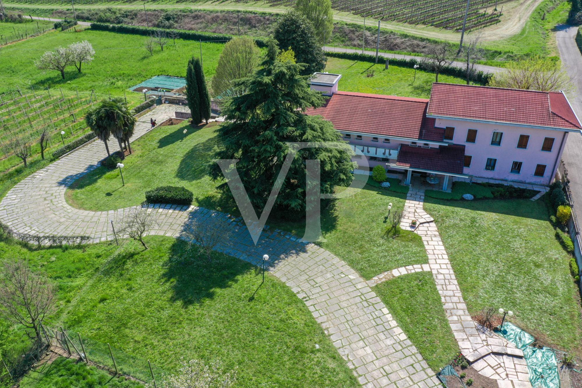 Villa dalle generose dimensioni sui colli di Breganze