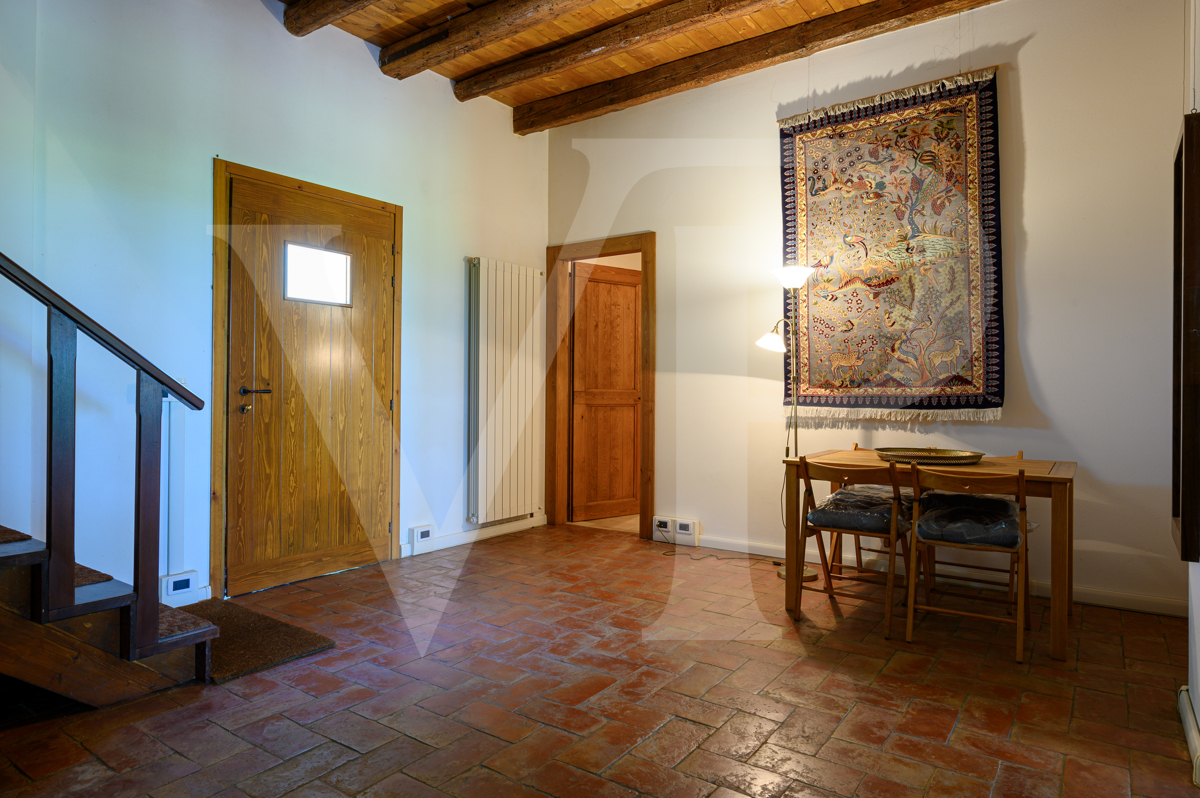 Wonderful Italian country-house perfectly renovated