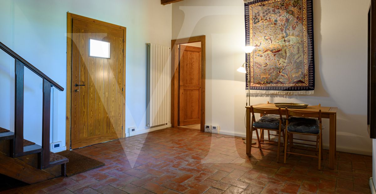 Wonderful Italian country-house perfectly renovated