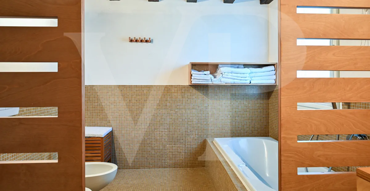 Charming and exclusive home on the main floor of the Loggia Valmarana