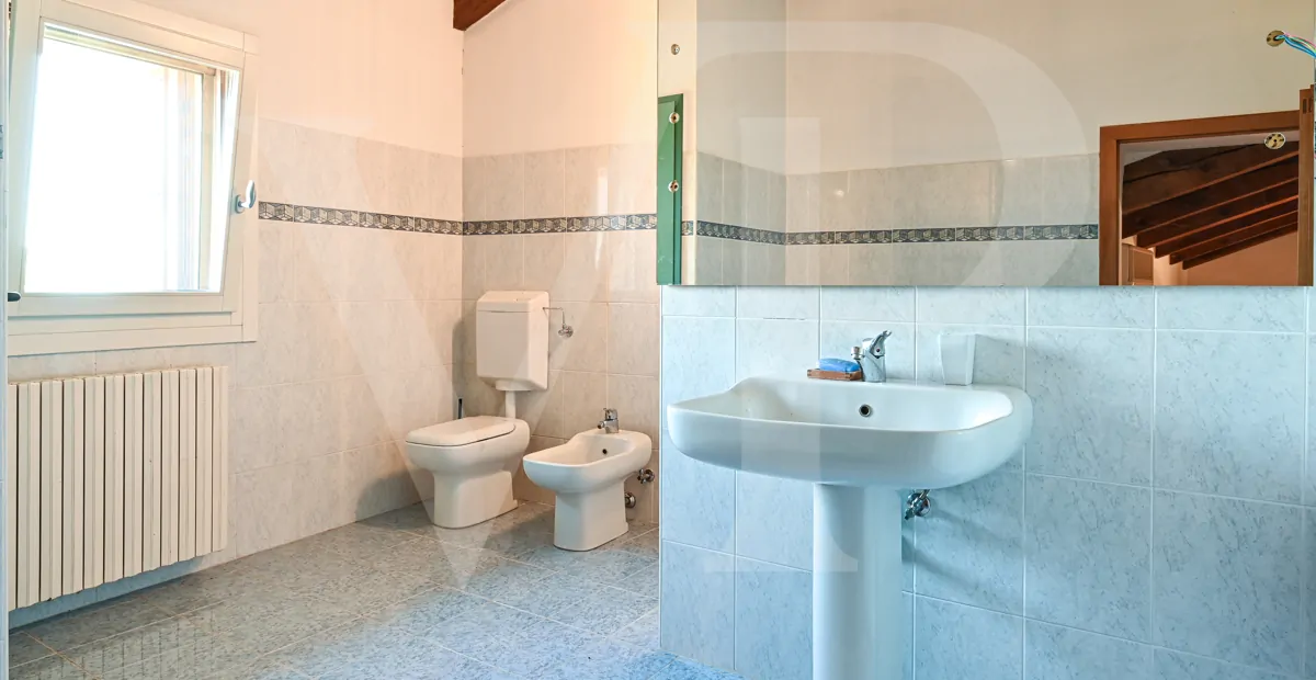 Charming and exclusive home on the main floor of the Loggia Valmarana