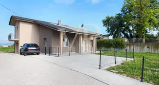 von_poll_real_estate_property_IT22355919_image_0