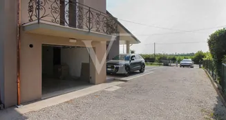 von_poll_real_estate_property_IT22355919_image_4