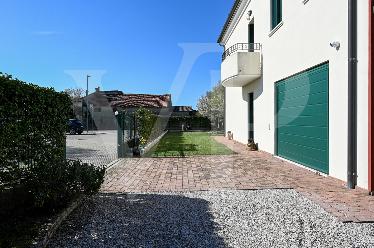 Schönes und funktionales Mehrfamilienhaus mit viel Liebe zum Detail