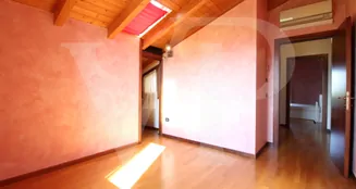 von_poll_real_estate_property_IT22355879_image_104