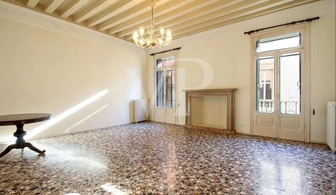 Der Charme des historischen Zentrums: elegante Lösung mit Blick auf den Corso Palladio