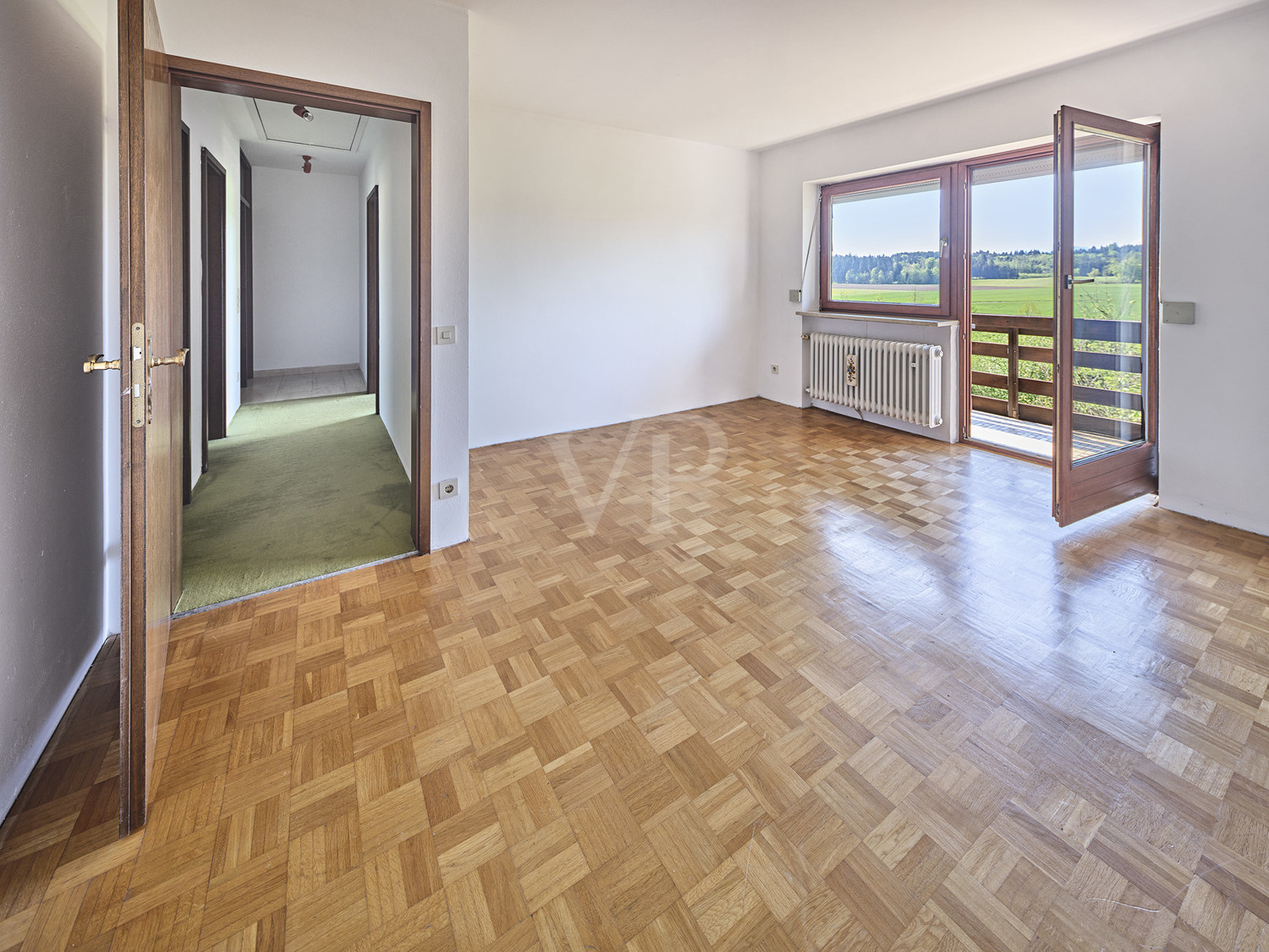 Schlafzimmer mit Balkon