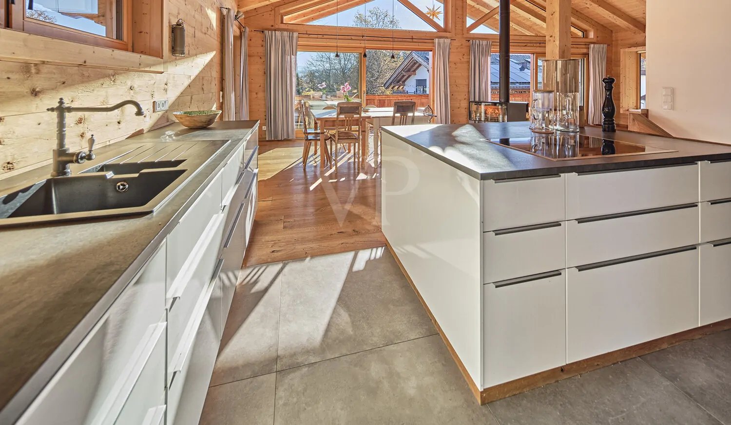 offene Wohnküche im OG/DG