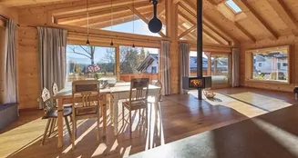 von_poll_real_estate_property_2519551_image_0