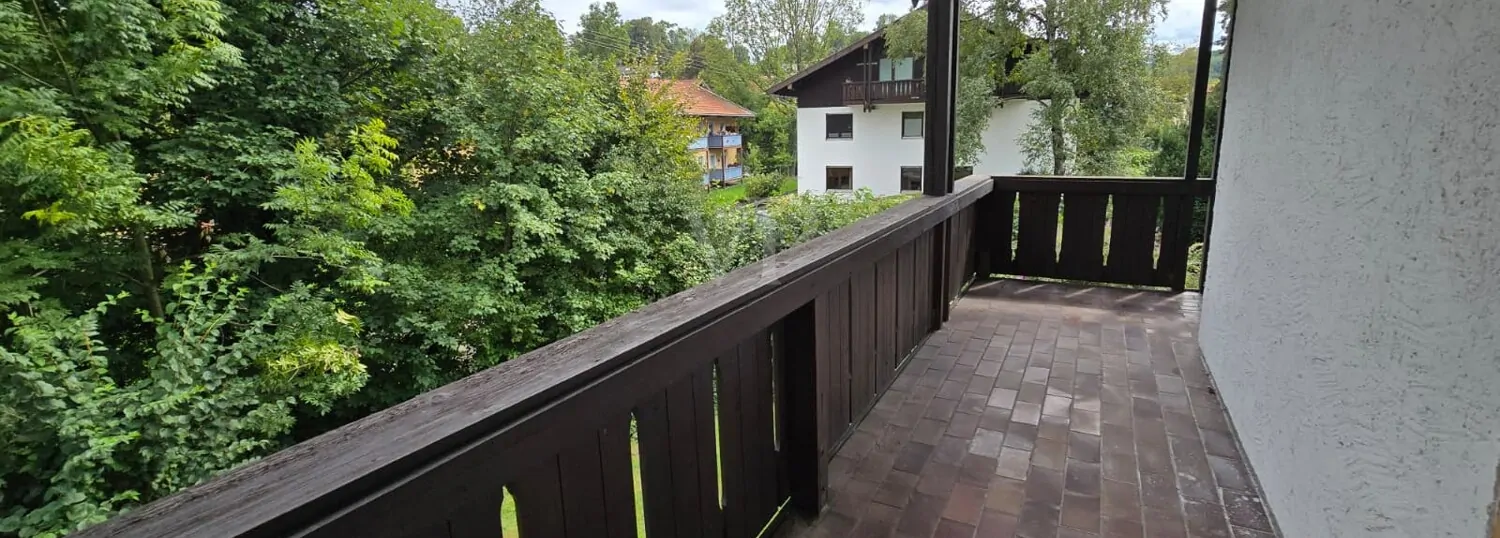 Balkonumlauf süd-Ost mit Blick Richtung Süd