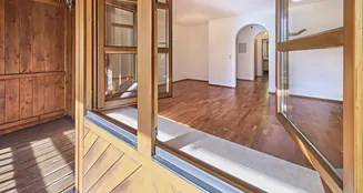 von_poll_real_estate_property_25195050_image_0