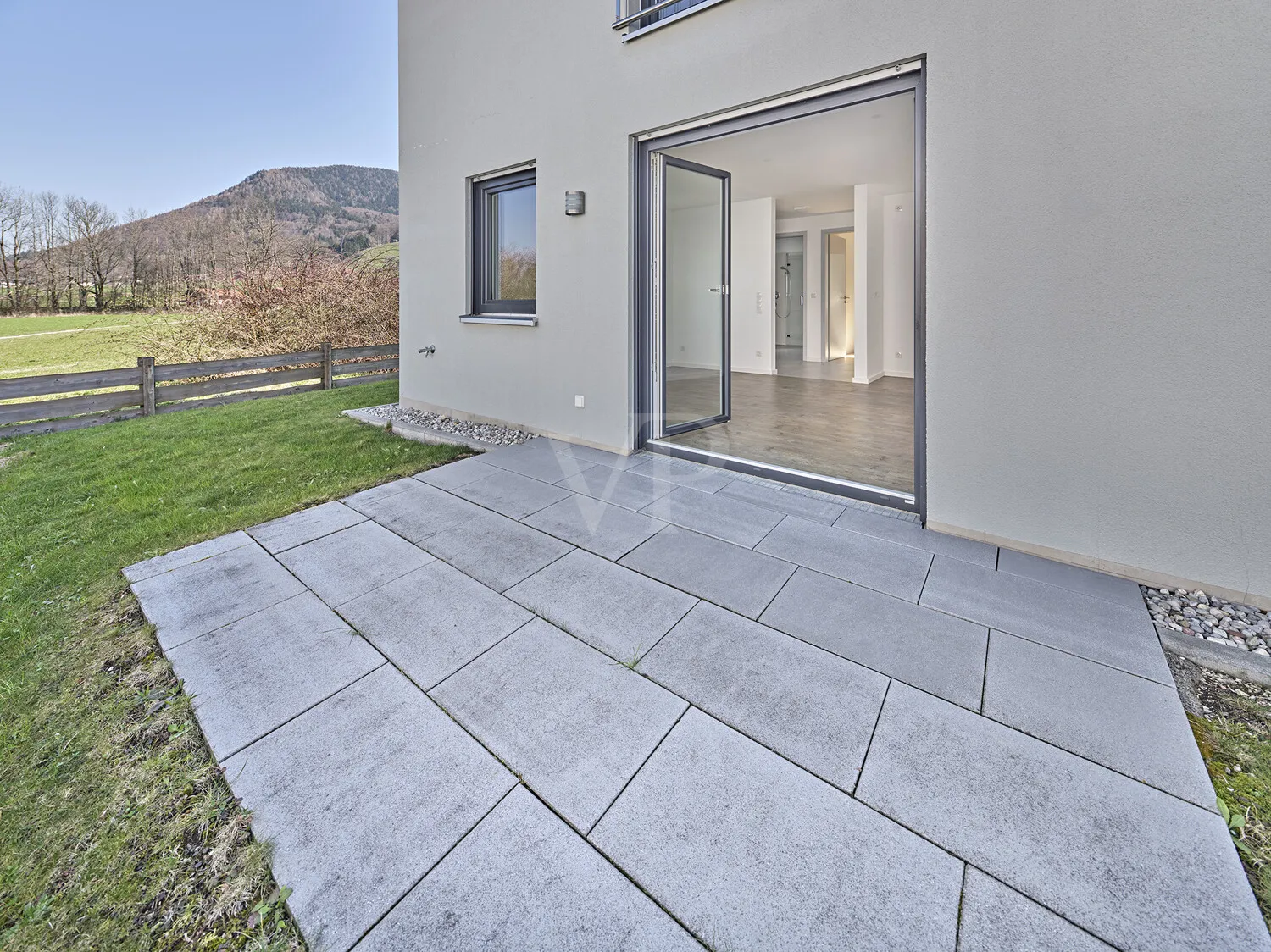... mit eigener Terrasse