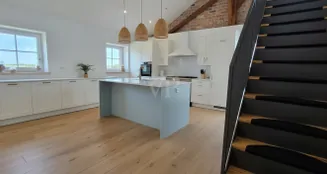 von_poll_real_estate_property_26195029_image_2